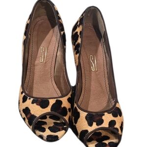 SL Elegant Leopard Print Peep Toe Heels